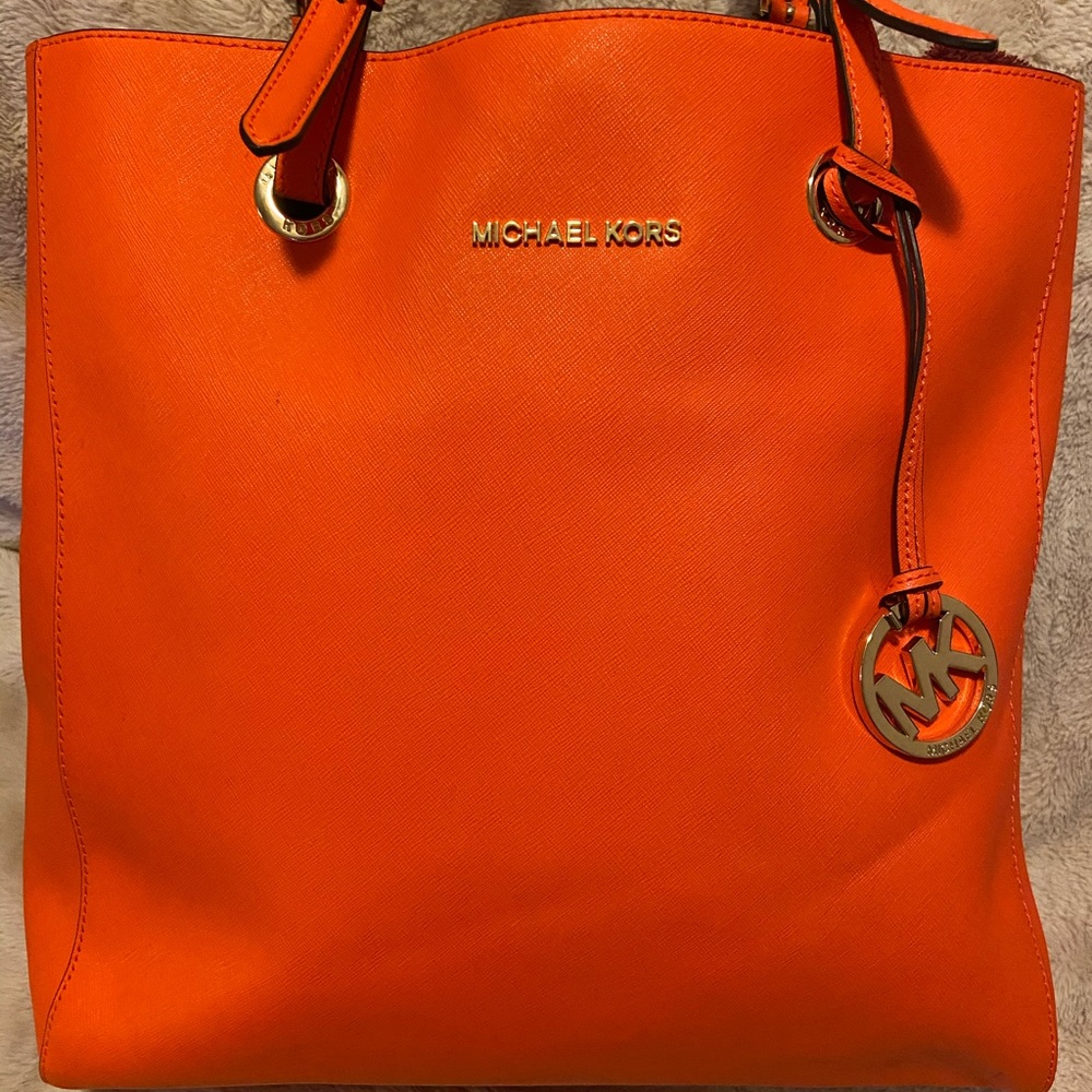 MICHAEL KORS tote